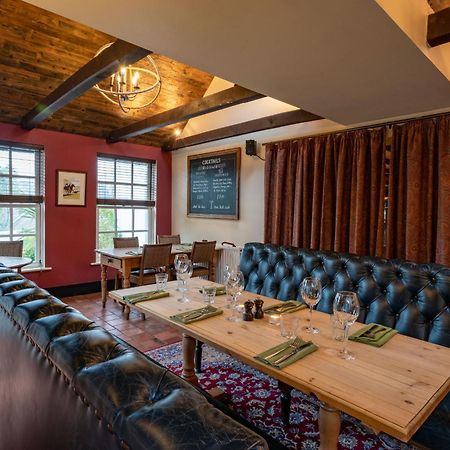 The Royal Oak Inn Чичестер Экстерьер фото