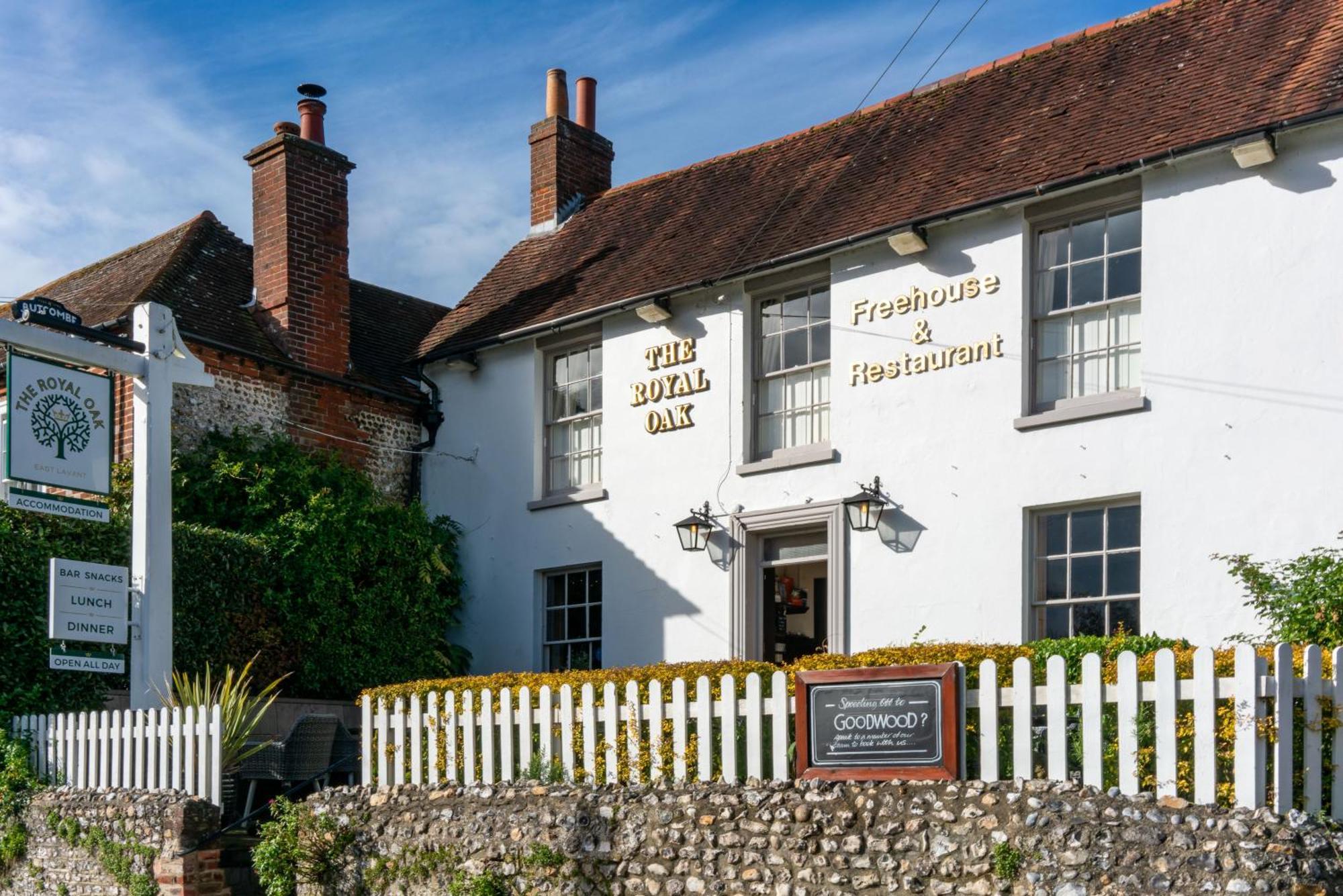 The Royal Oak Inn Чичестер Экстерьер фото