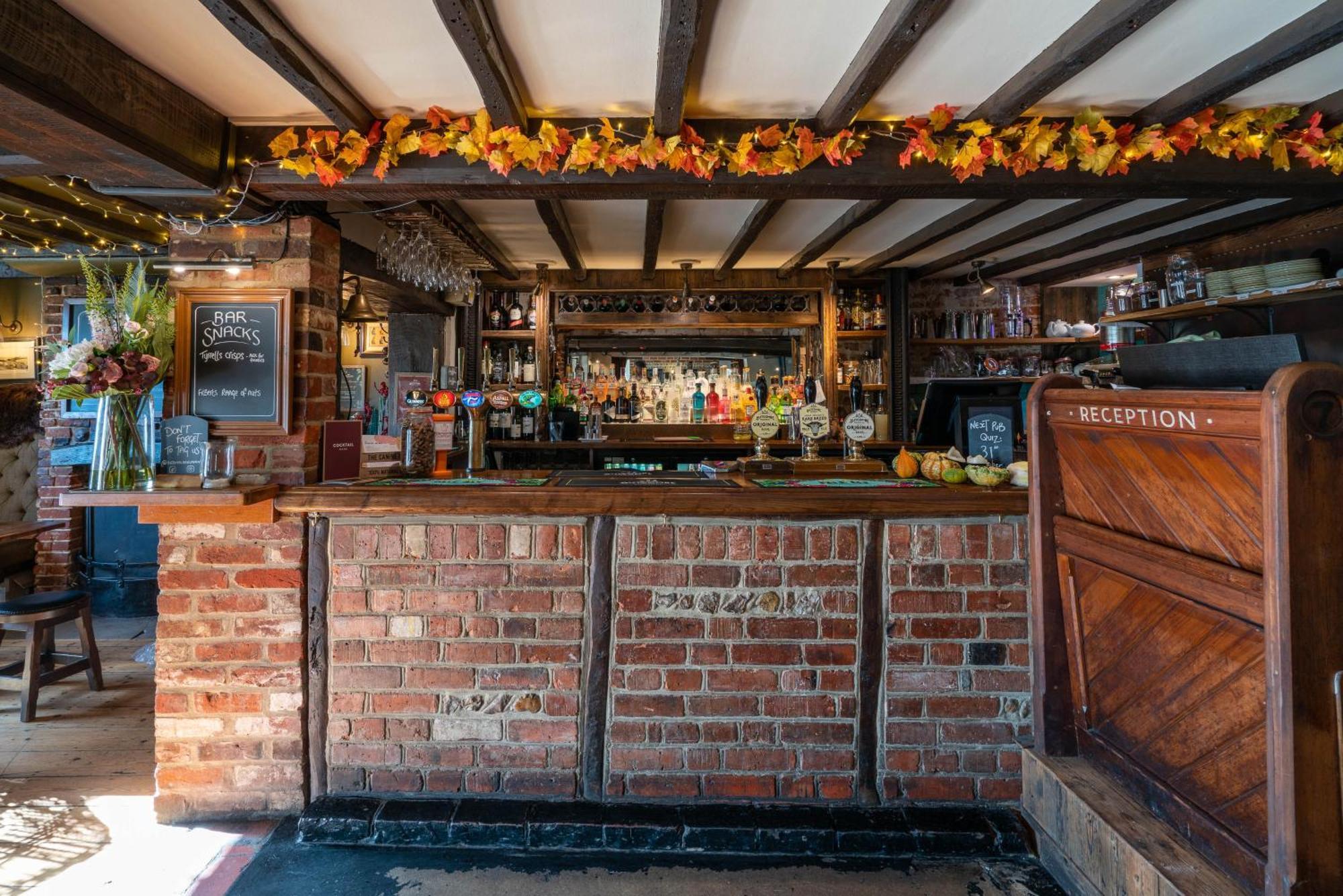 The Royal Oak Inn Чичестер Экстерьер фото