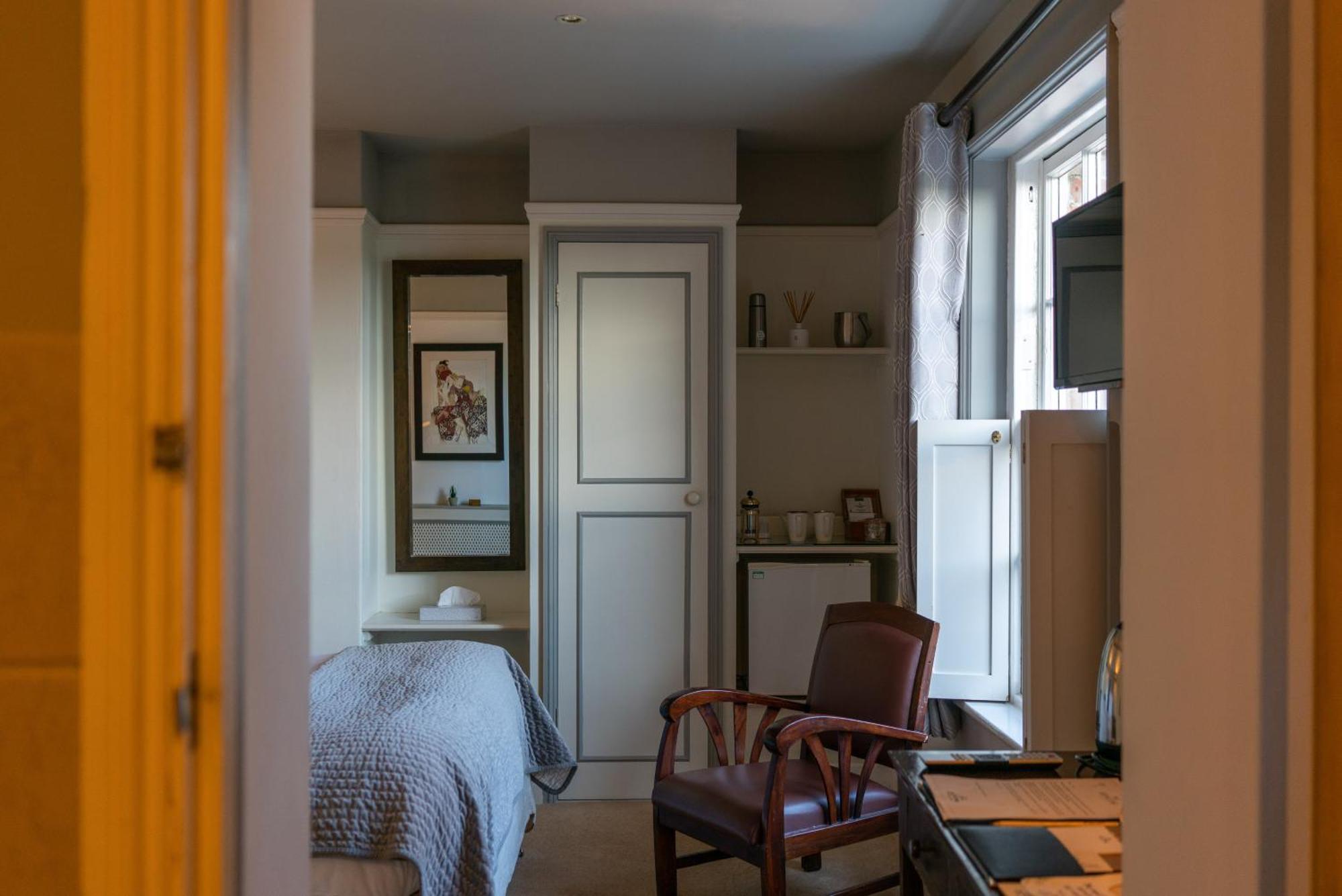 The Royal Oak Inn Чичестер Экстерьер фото